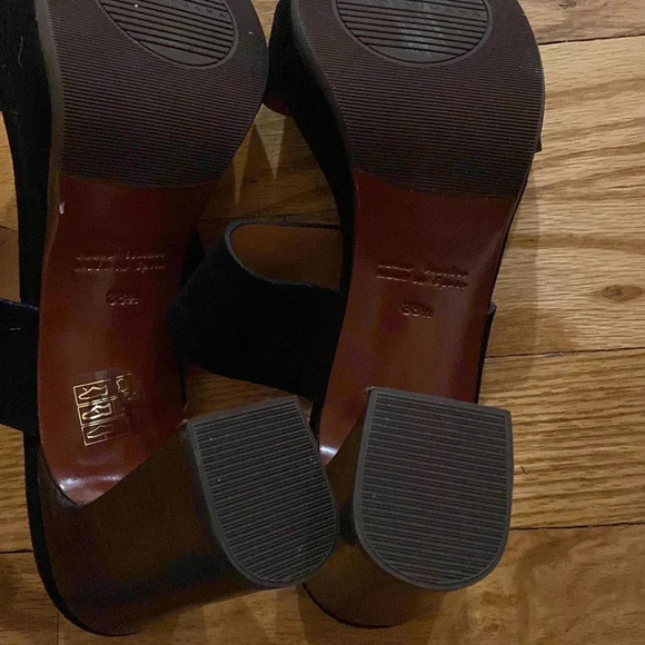 Chie Mihara heels EU 38.5 black with ankle strap closure excellent like new cond - Picture 7 of 11